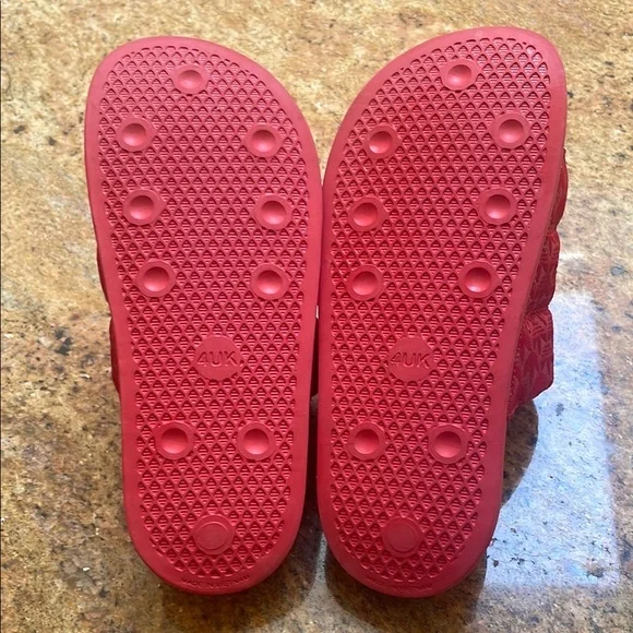 Adidas Women's Adilette Essential Slide Sandal US size 5 - Picture 4 of 5